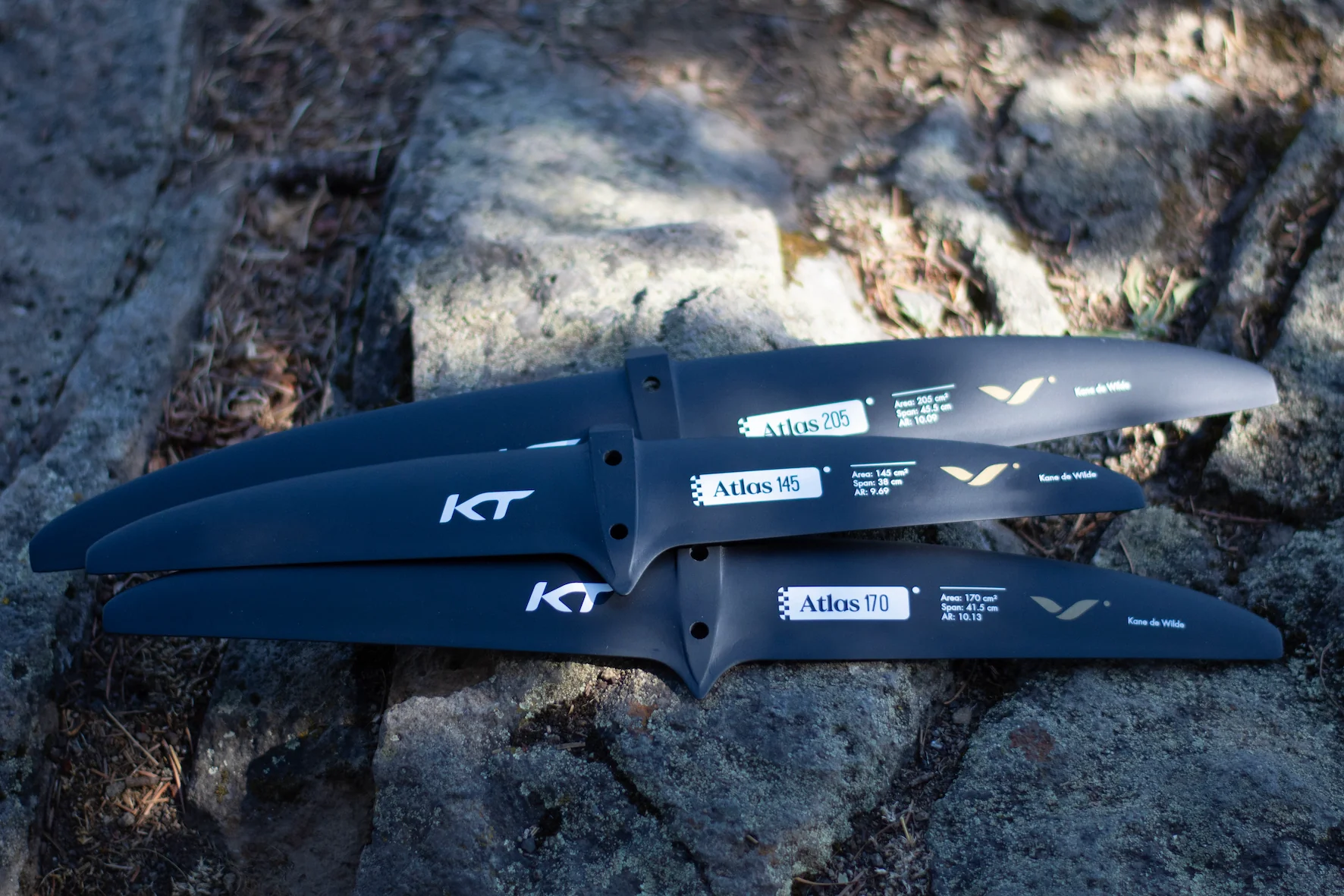 KT Atlas 960 Series Foil 77cm Carbon mast - Image 3