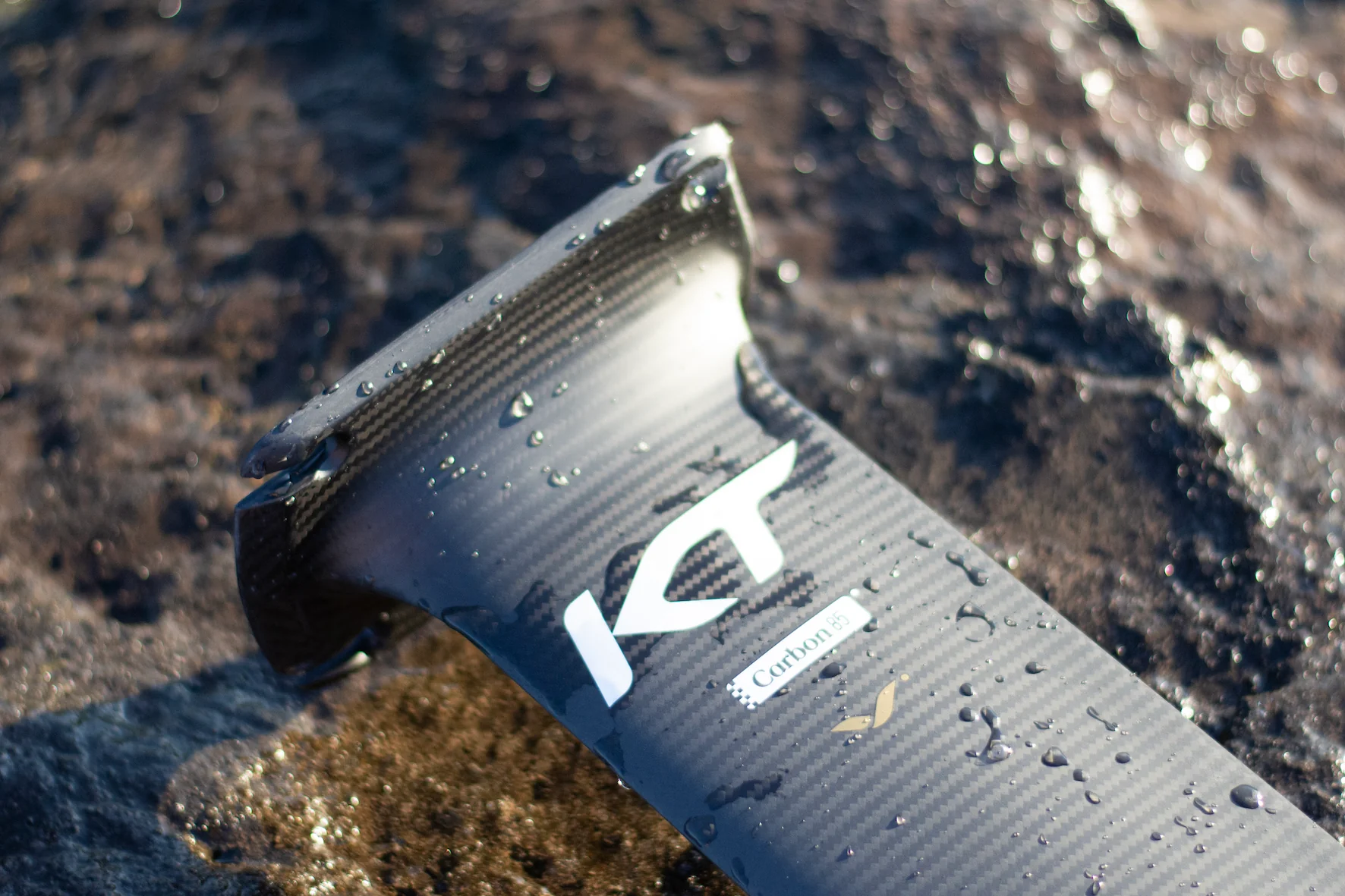 KT Atlas 960 Series Foil 77cm Carbon mast - Image 5